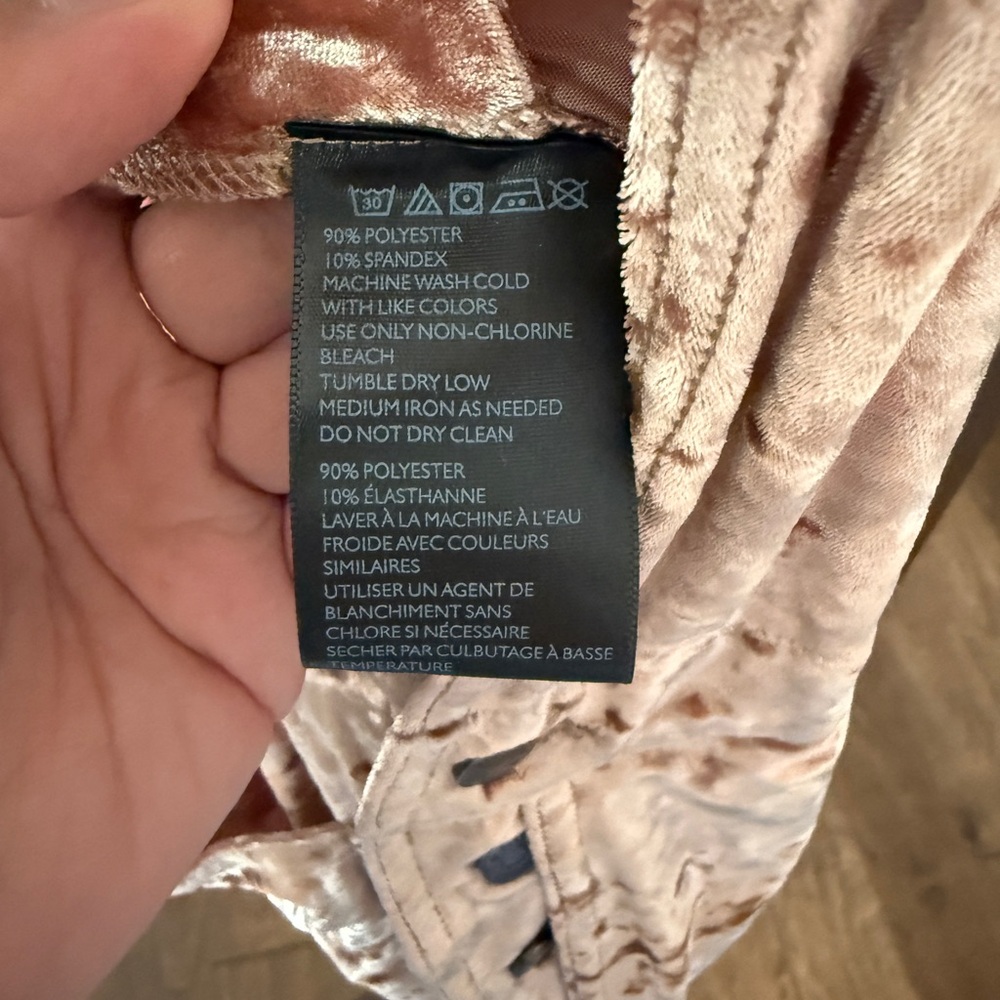 BDG NWOT Velvet Rose Colored Overalls - Picture 7 of 7